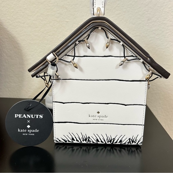 Peanuts X Kate Spade Snoopy 3D Dog House Crossbody Featuring Woodstock MSRP $449 - Picture 6 of 17